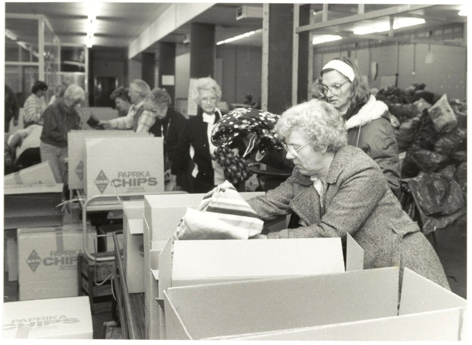 Polen-aktie op postkantoor. NL-HlmNHA 54025839
