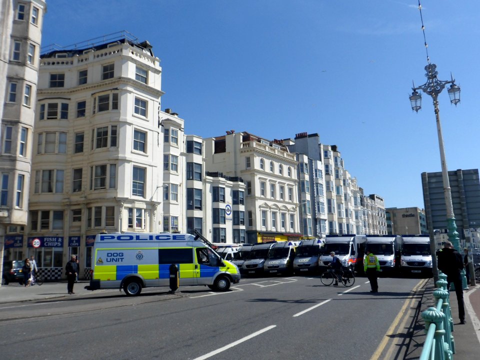 Police Action at King's Road, Brighton (April 2013)