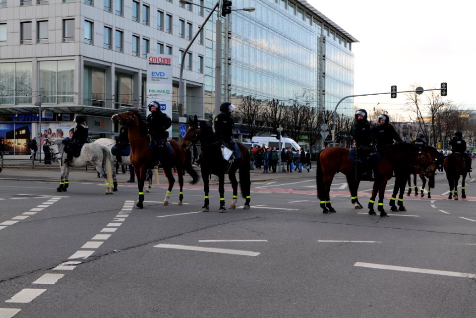 Police at Dresden protest 2020-02-15 41