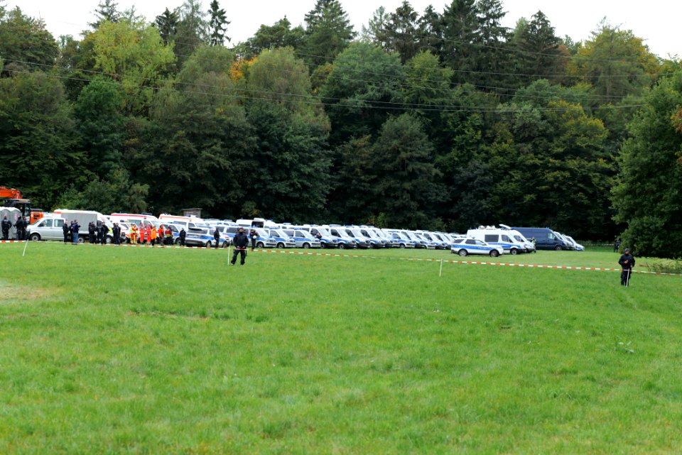 Police at Maulbach forest 2020-10-05 18