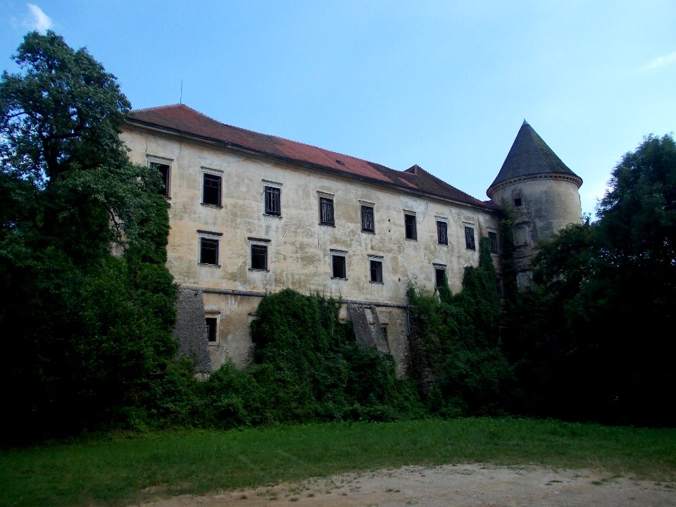 Podčetrtek Castle 54