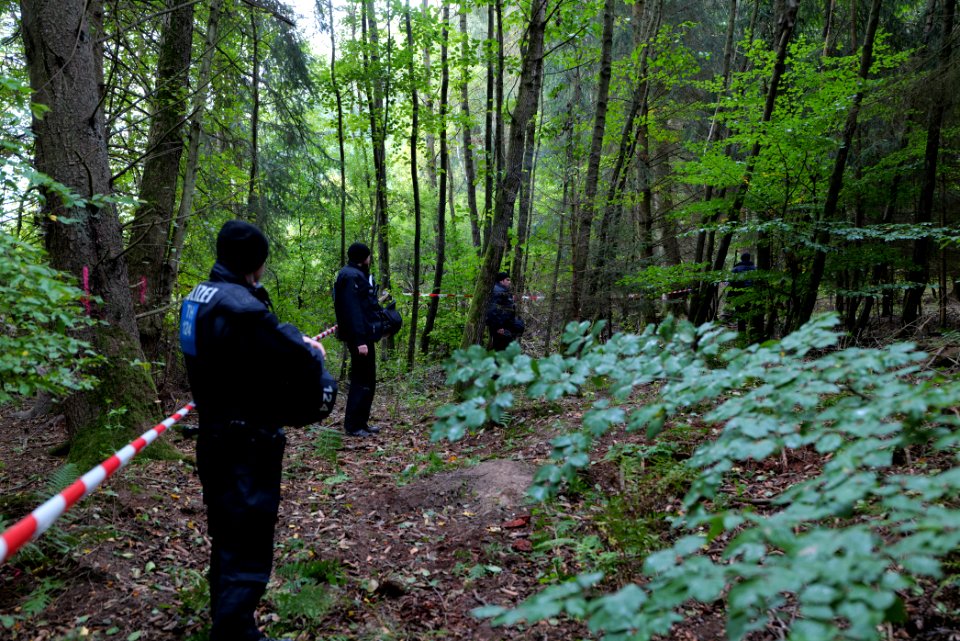 Police at Maulbach forest 2020-10-05 40