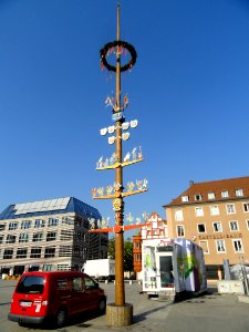 Pole - Market Square in Würzburg - DSC02952
