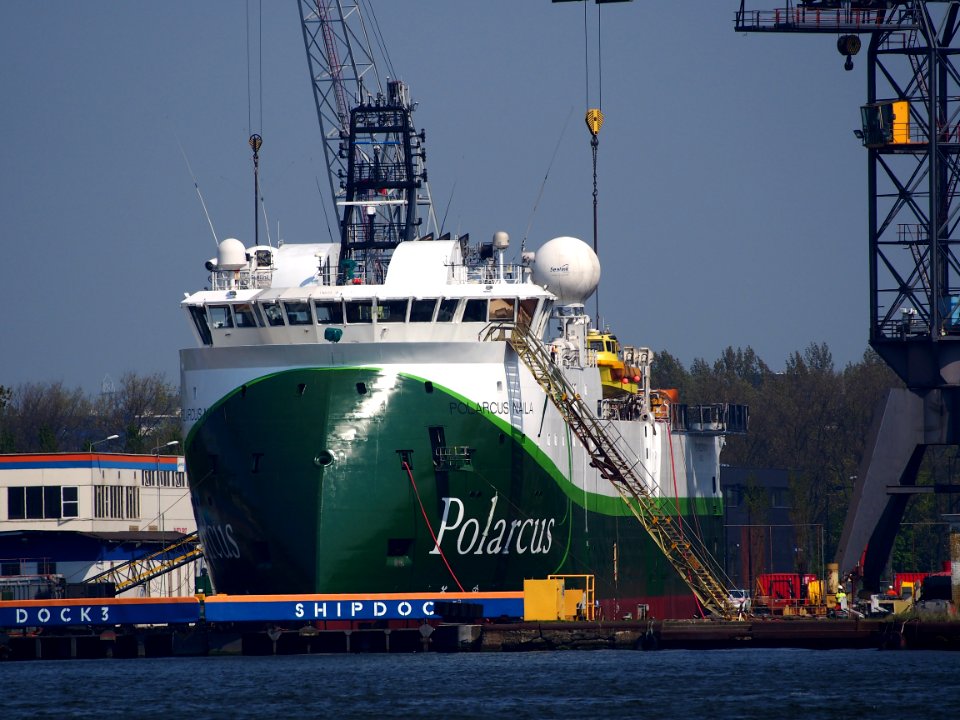 POLARCUS NAILA, IMO 9538098 in droogdok, Port of Amsterdam