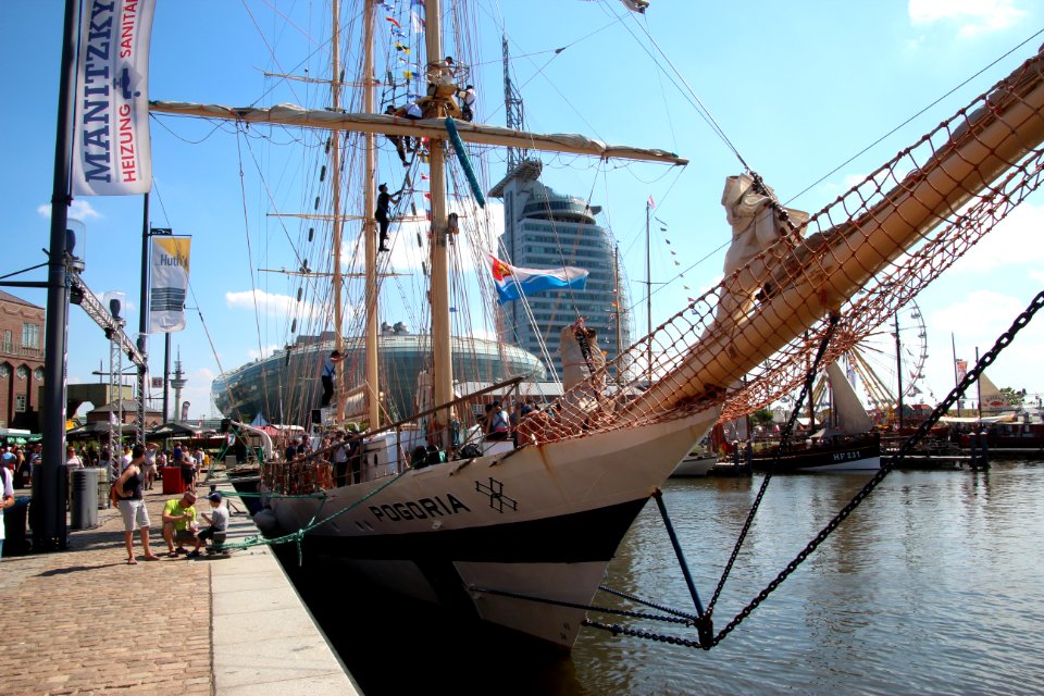 Pogoria (ship, 1980), Seestadtfest 2018 in Bremerhaven (01)
