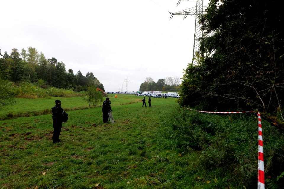 Police at Maulbach forest 2020-10-05 43