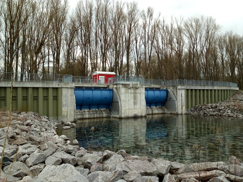 Polder Mechtersheim, Ein- und Auslassbauwerk (3)