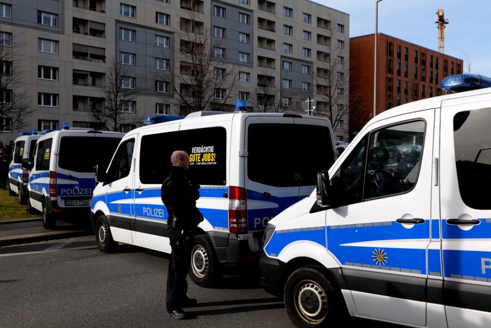 Police at Dresden protest 2020-02-15 14