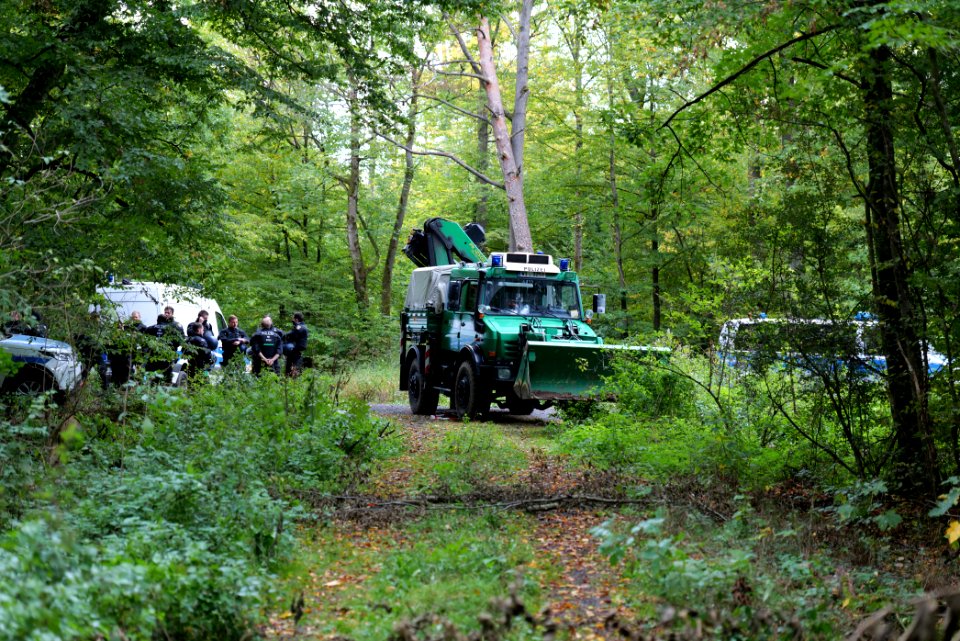 Police at Maulbach forest 2020-10-05 10