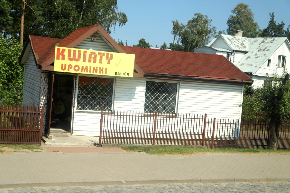 Podlaskie Voivodeship, August 2018 flower shop