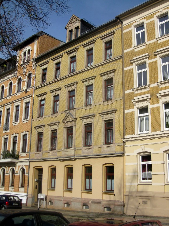 Pestalozzistraße 7