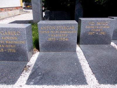 Pobrežje cemetery 03