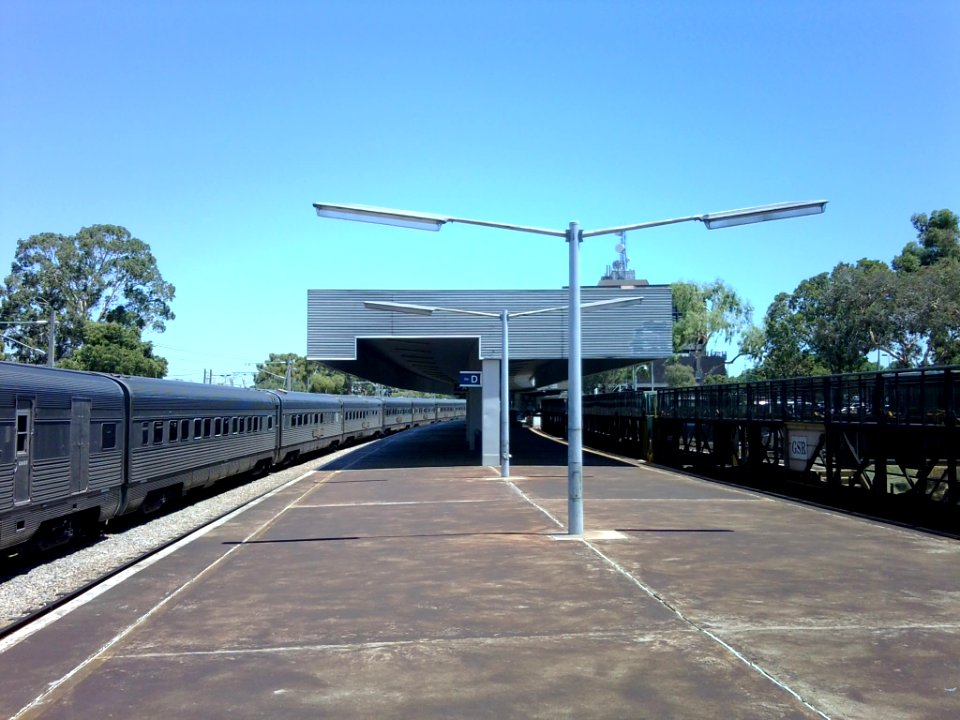 Perth East Railway Station