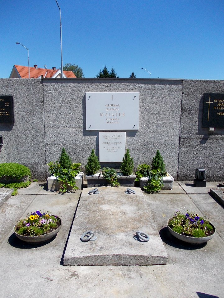 Pobrežje cemetery 12