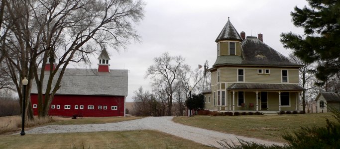 Peter Peterson farmstead from N 1