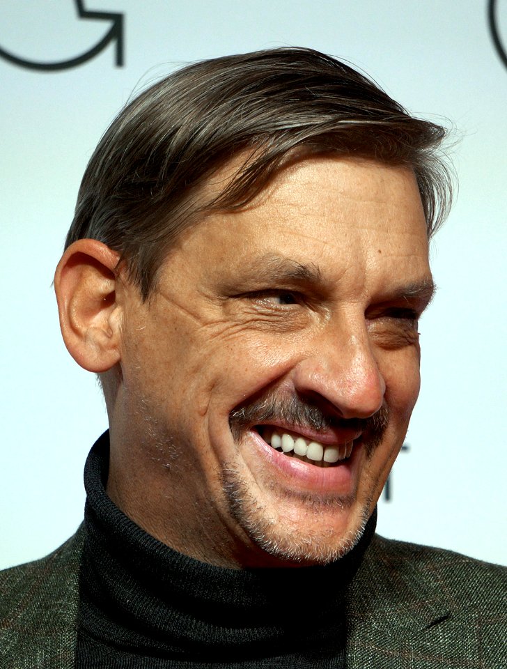 Peter Van Den Begin (2020)