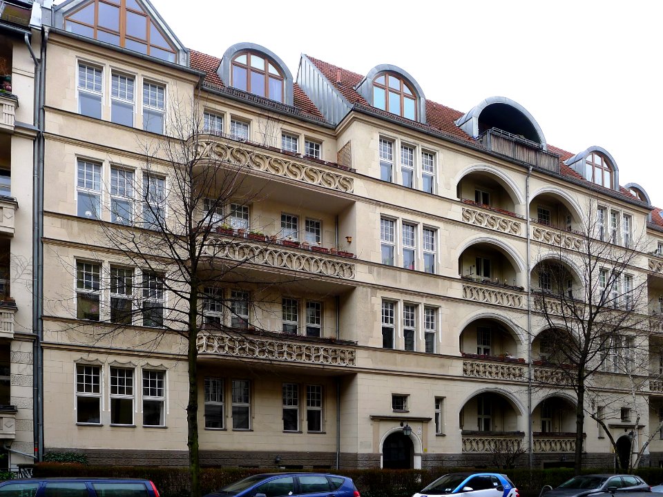 Peschkestraße 2-3 (Berlin-Steglitz)