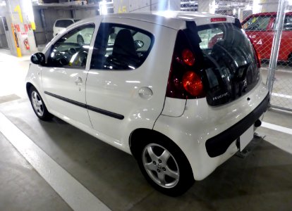 Peugeot 107 5door rear