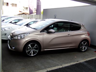 Peugeot 208 3door 2
