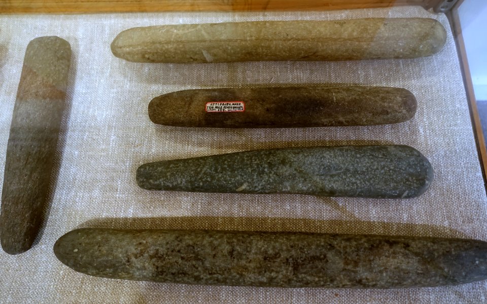 Pestles - Bielski-Bent collection, found in southeastern Massachusetts and Rhode Island - Robbins Museum - Middleborough, Massachusetts - DSC03753