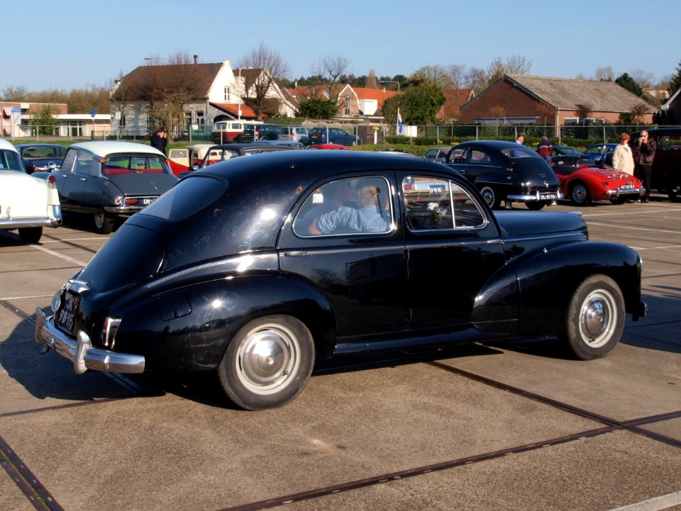 Peugeot 203 C (1957) licence JK-98-YF pic5