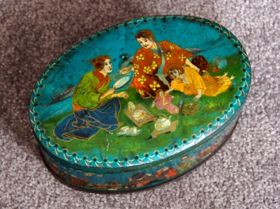 Pette cacaopoeder blik met japanse afbeelding, foto3