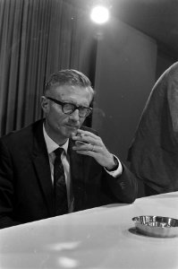 Persconferenties, portretten, Bestanddeelnr 921-5806