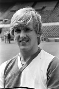 Persdag Feijenoord Mike Snoei , kop, Bestanddeelnr 932-2614