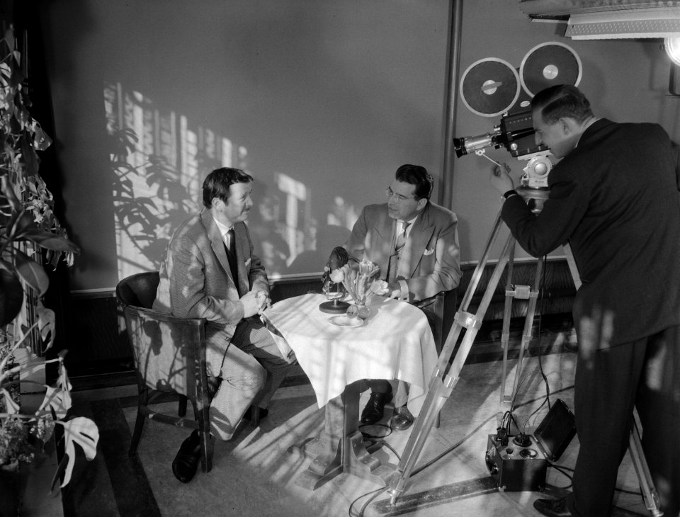 Persconferentie van Toon Hermans over zijn nieuwe film Moutarde van Sonansee, Bestanddeelnr 910-1274