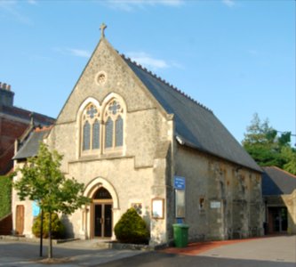 Petersfield United Reformed Church, College Street, Petersfield (July 2019) (3)