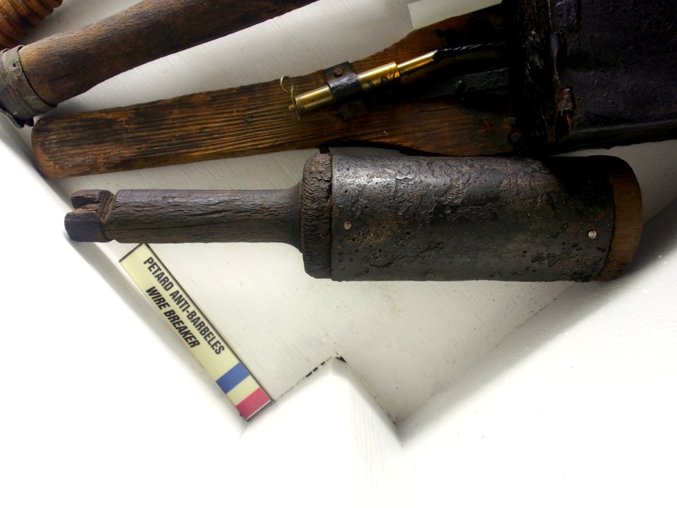 Petard Anti-Barbeles, Wire Breaker, Musée Somme 1916, pic-054