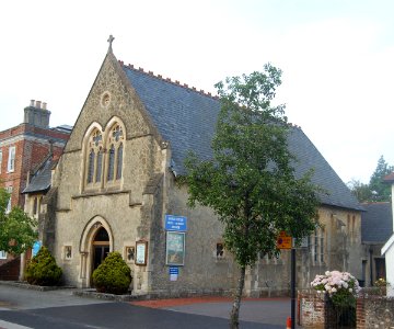Petersfield United Reformed Church, College Street, Petersfield (July 2019) (4)