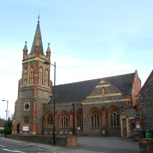 Petersfield Methodist Church, Station Road, Petersfield (July 2019) (2)