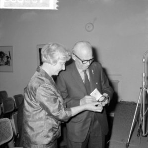 Peter Alma 80 jaar gehuldig in Stedelijk Museum, Bestanddeelnr 918-6886