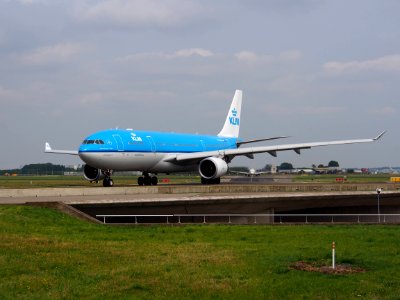 PH-AOD KLM Royal Dutch Airlines Airbus A330-203 - cn 738 20130714 pic4