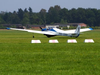 PH-1186, Scheibe SF-25C Falke CN 44181 at Hilversum Airport (ICAO EHHV), photo-02