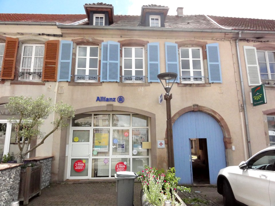 Phalsbourg (Moselle) Place d'Armes 19 MH