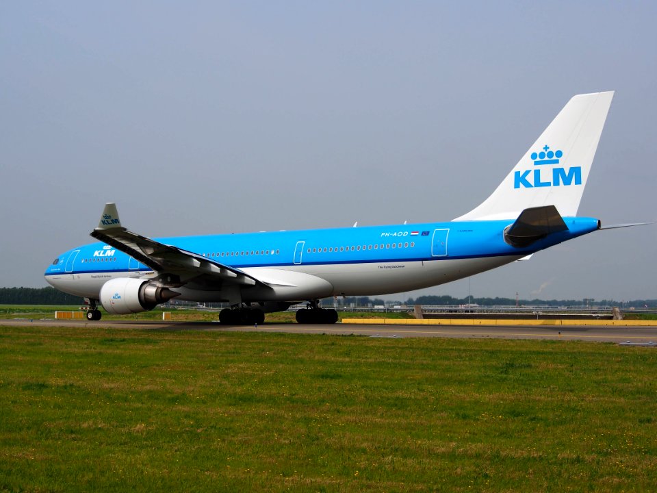 PH-AOD KLM Royal Dutch Airlines Airbus A330-203 - cn 738 20130714 pic8
