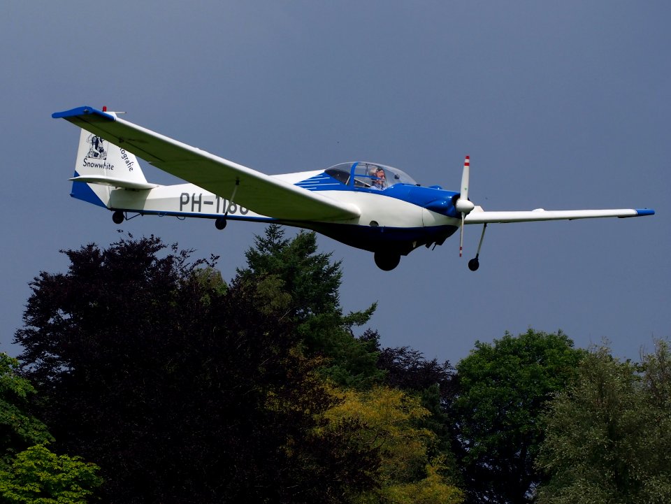 PH-1186, Scheibe SF-25C Falke CN 44181 at Hilversum Airport (ICAO EHHV), photo-11