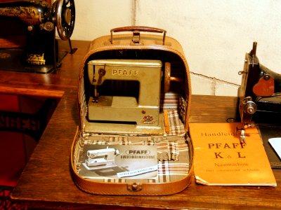 Pfaff portable sewing machine