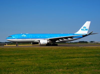 PH-AOD KLM Royal Dutch Airlines Airbus A330-203 - cn 738 taxiing 21july2013 pic-005