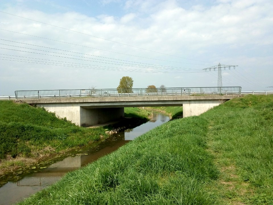 Pfinz-Korrektion, Brücke südlich von Spöck