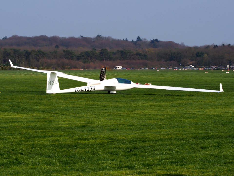 PH-1330, Schempp-Hirth Nimbus-2M at Hilversum Airport (ICAO EHHV)