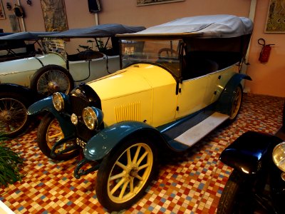 Peugeot at the Musée Automobile de Vendée pic3 photo