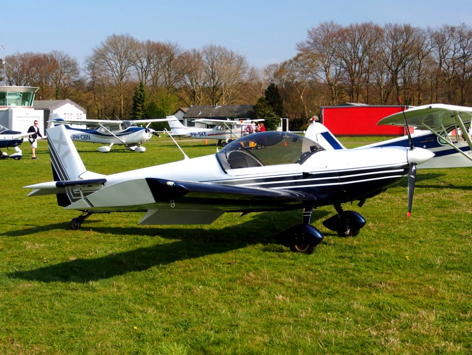 PH-4K6, Czech AC Wor, CH 601 XL at Hilversum Airport (ICAO EHHV), photo1
