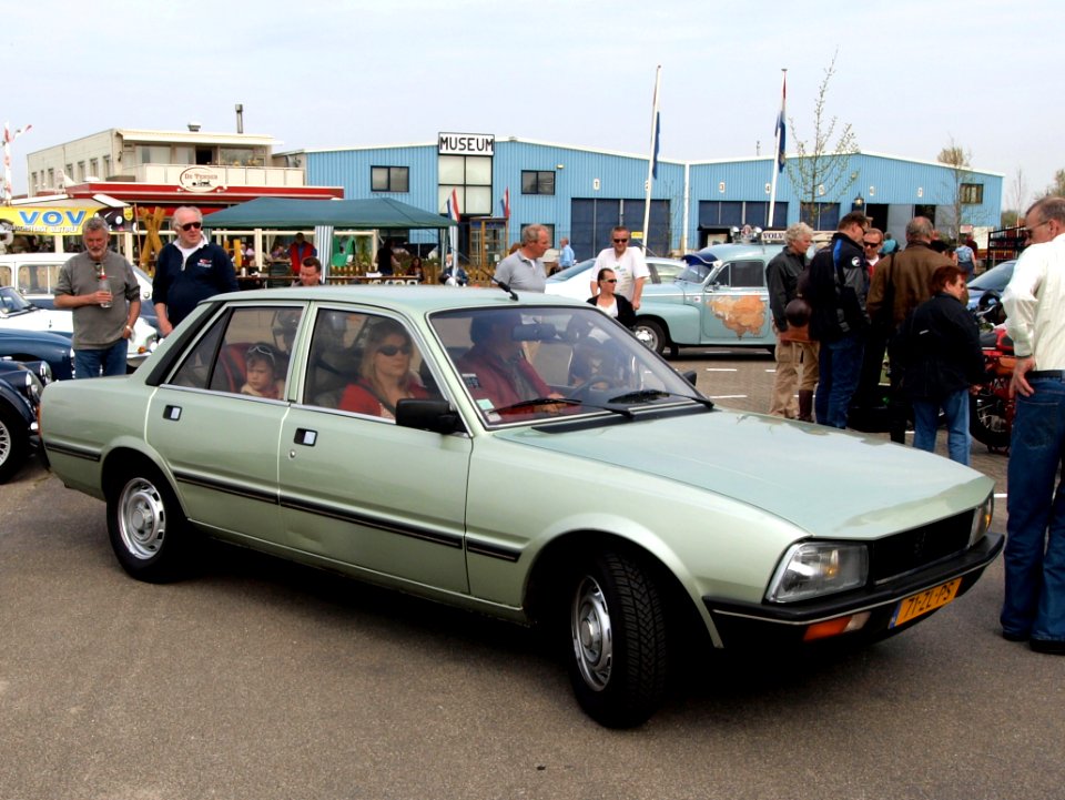 Peugeot 505 SR Automatique (1979), Dutch licence registration 71-ZL-PS pic3