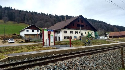 Petit-Martel-Est railway station