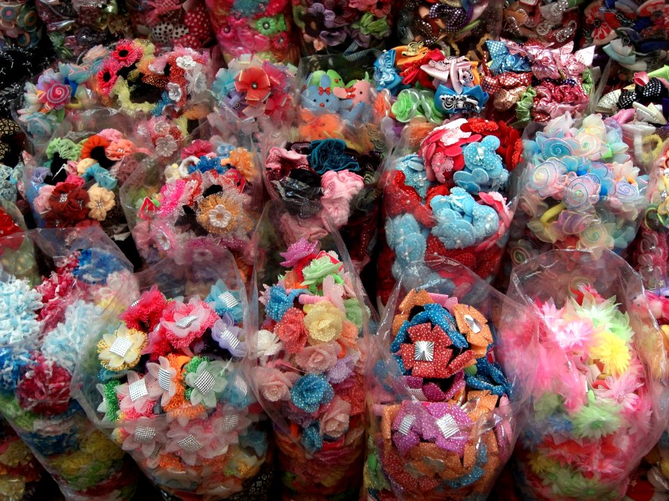 Petits noeuds pour les cheveux - marché de Ho Chi Minh