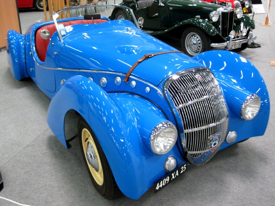 Peugeot 402 Darl'mat 02