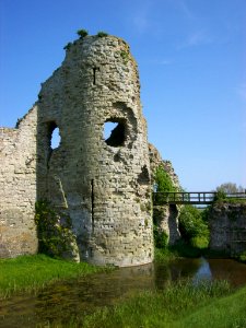 Pevensey gatehouse photo